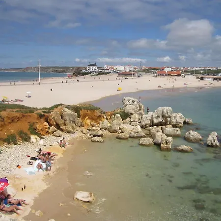 Casa vacanze Casa Liberdade Cost Rustic Charm By The Sea Lourinhã